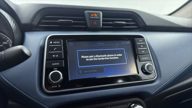 Used 2025 Nissan Versa SV FWD image 30