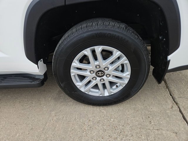 Used 2025 Toyota Sequoia SR5 AWD/4WD image 9