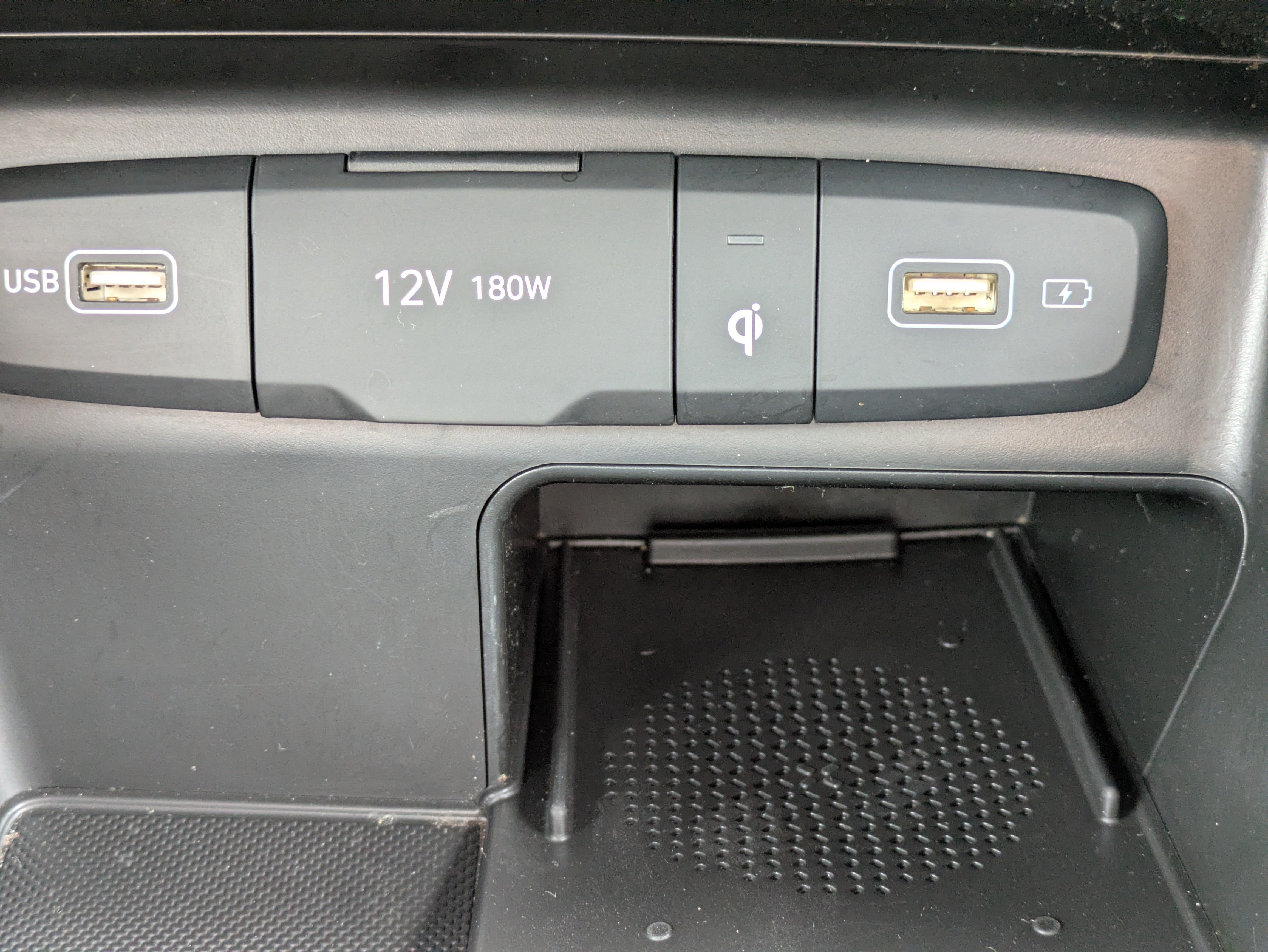 Used 2024 Hyundai Santa Cruz SEL w/ Activity Package FWD image 27