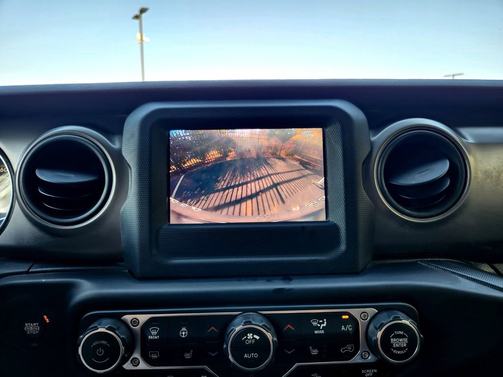 Used 2021 Jeep Wrangler Unlimited Sport image 20