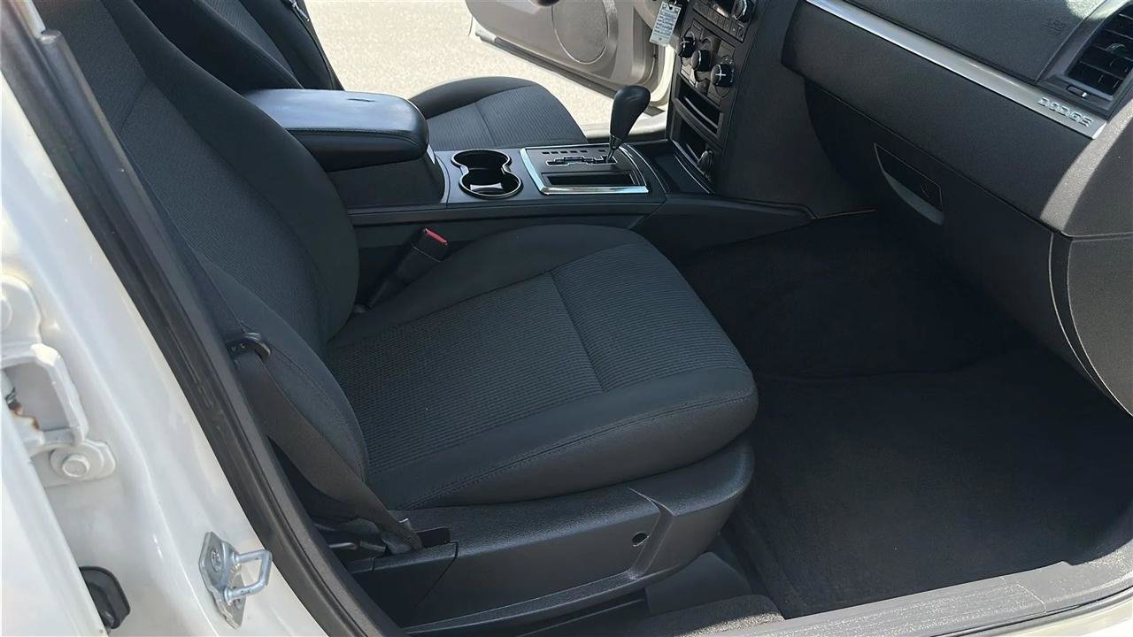 Used 2008 Dodge Charger SE RWD image 33