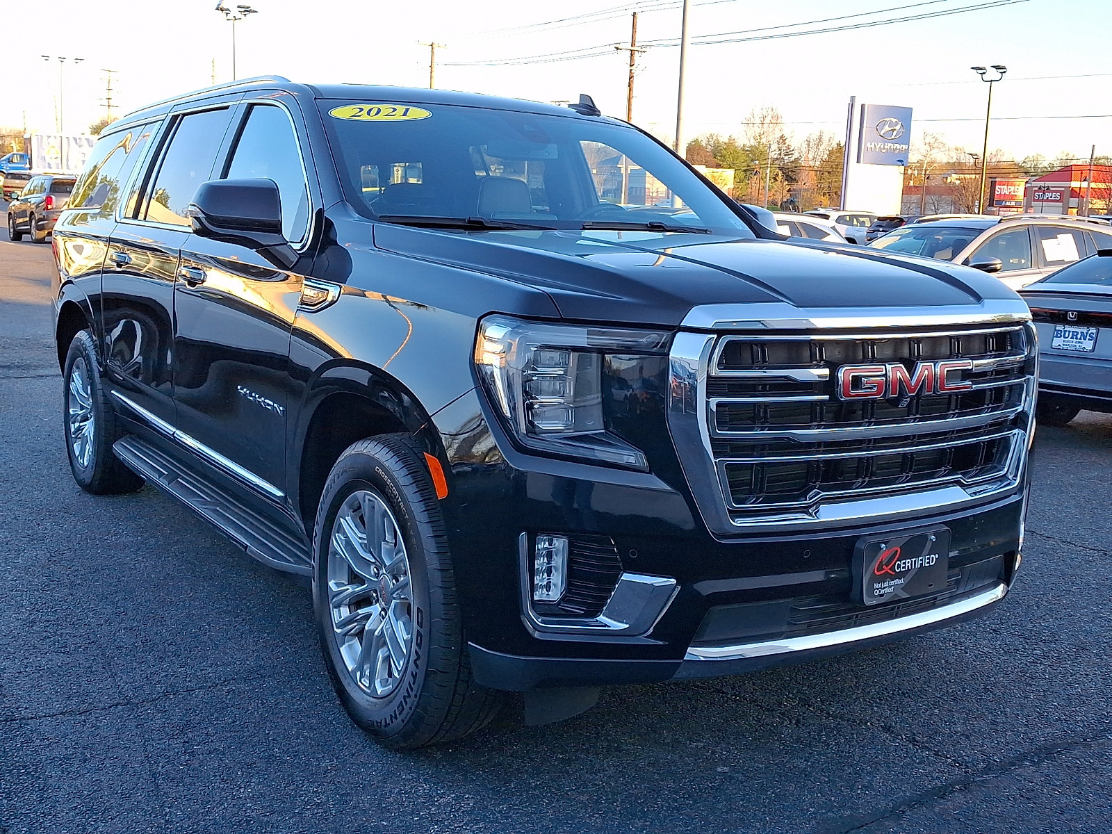 Certified 2021 GMC Yukon XL SLT w/ Rear Media and Nav Package image 3