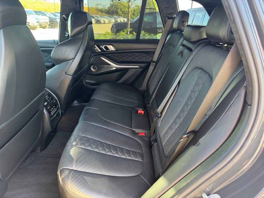 Used 2023 BMW X5 M w/ Executive Package AWD/4WD image 9