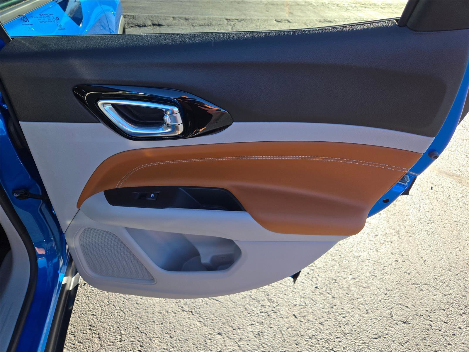 Certified 2022 Jeep Compass Limited image 9