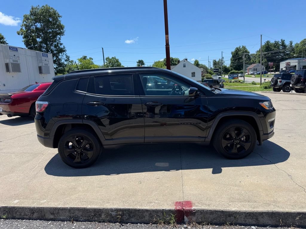 Used 2019 Jeep Compass Latitude AWD/4WD image 5