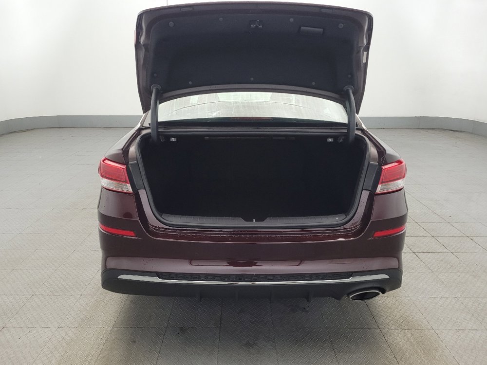 Used 2020 Kia Optima LX image 29