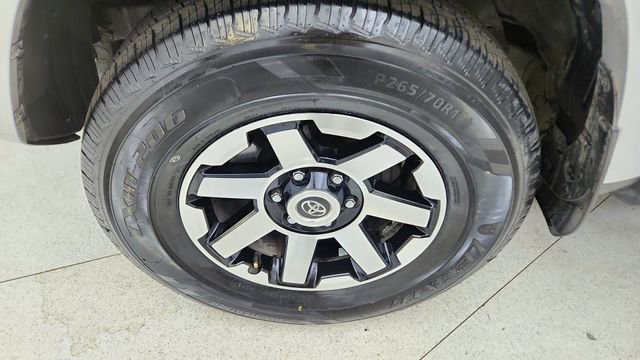 Used 2022 Toyota 4Runner TRD Off-Road image 56