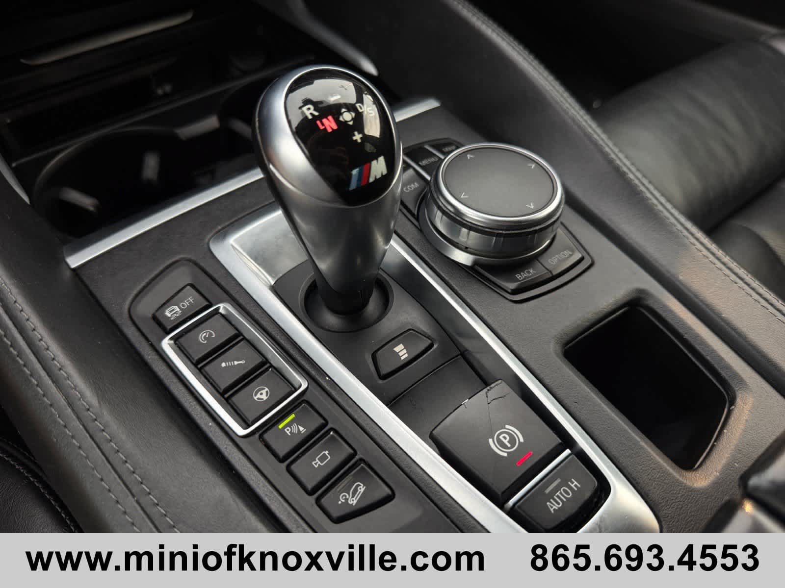 Used 2017 BMW X6 M AWD/4WD image 30