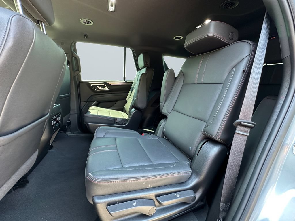 Used 2023 Chevrolet Tahoe RST w/ Luxury Package AWD/4WD image 13