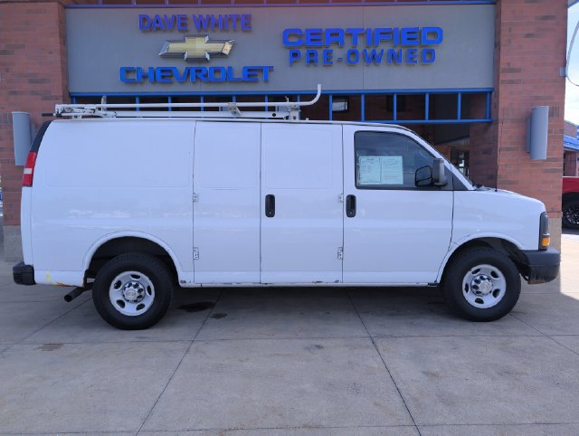 Used 2011 Chevrolet Express 2500 RWD image 8