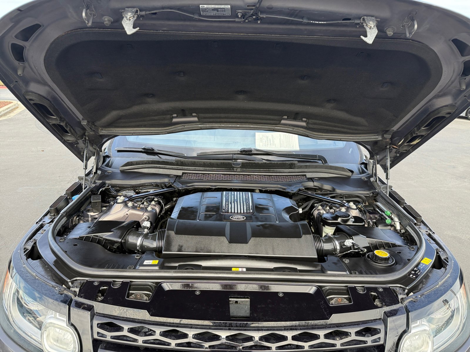 Used 2016 Land Rover Range Rover Sport Supercharged image 20