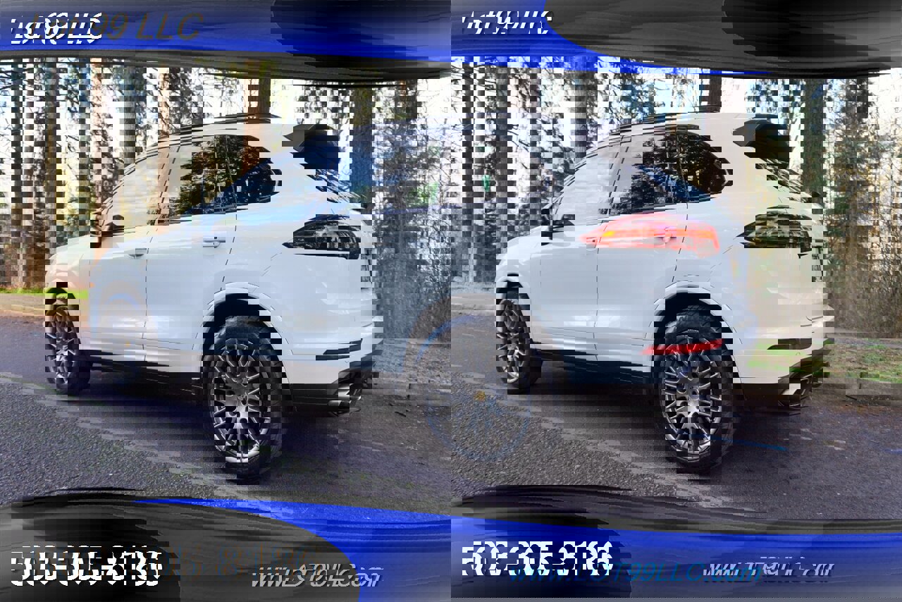 Used 2017 Porsche Cayenne Platinum Edition image 11