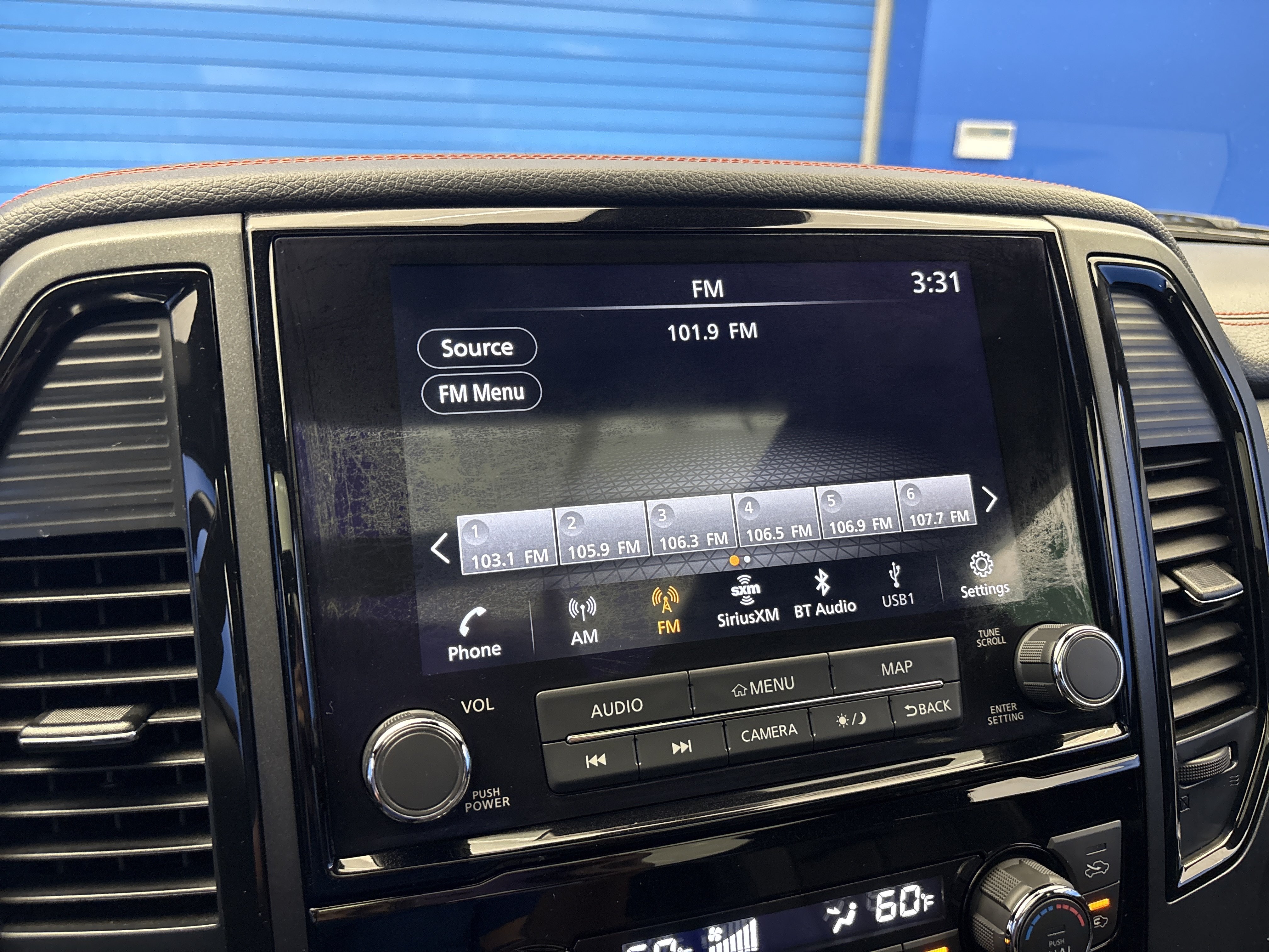 Used 2023 Nissan Titan PRO-4X w/ Pro-4x Convenience Package AWD/4WD image 20
