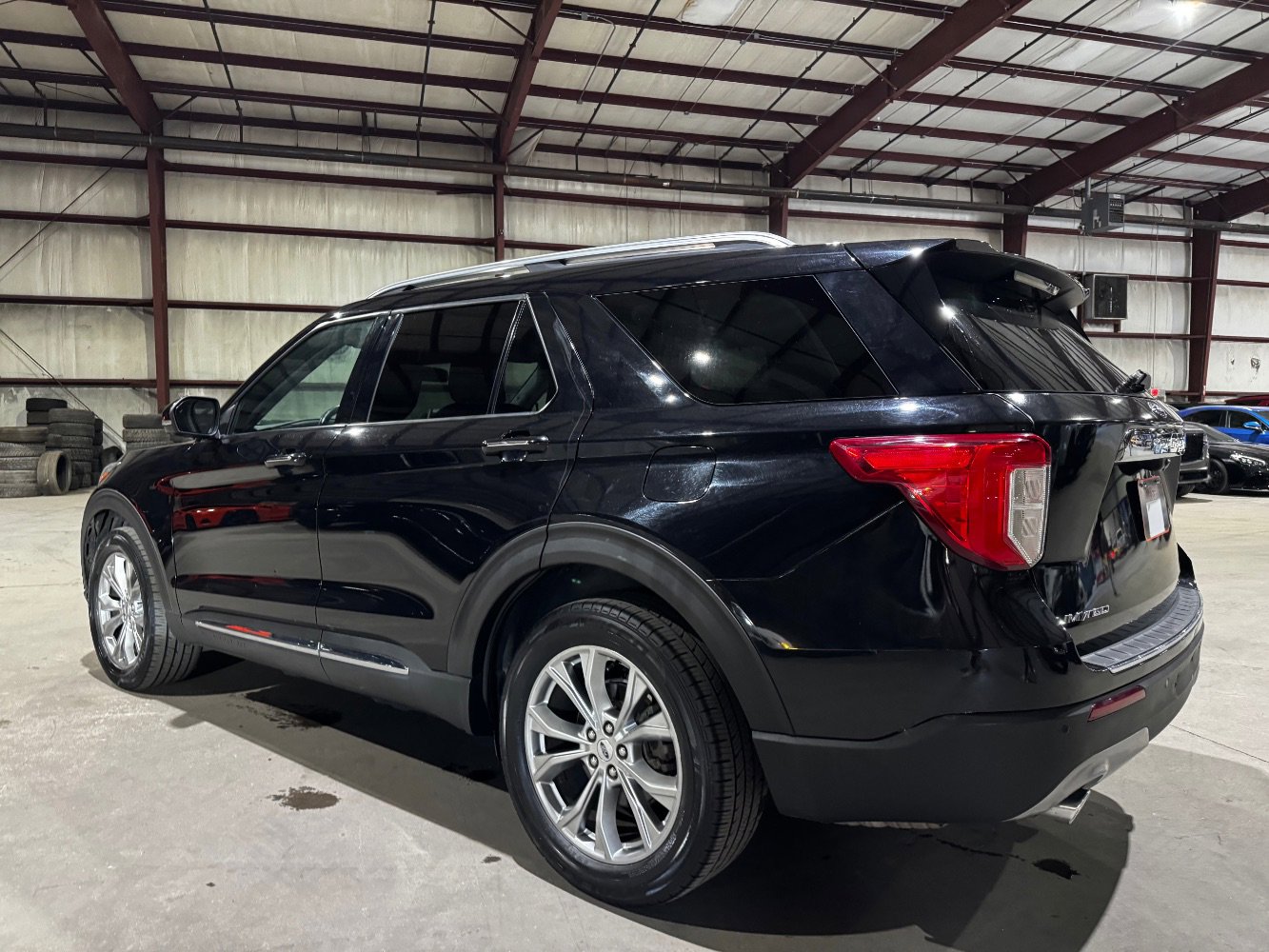 Used 2021 Ford Explorer Limited AWD/4WD image 7
