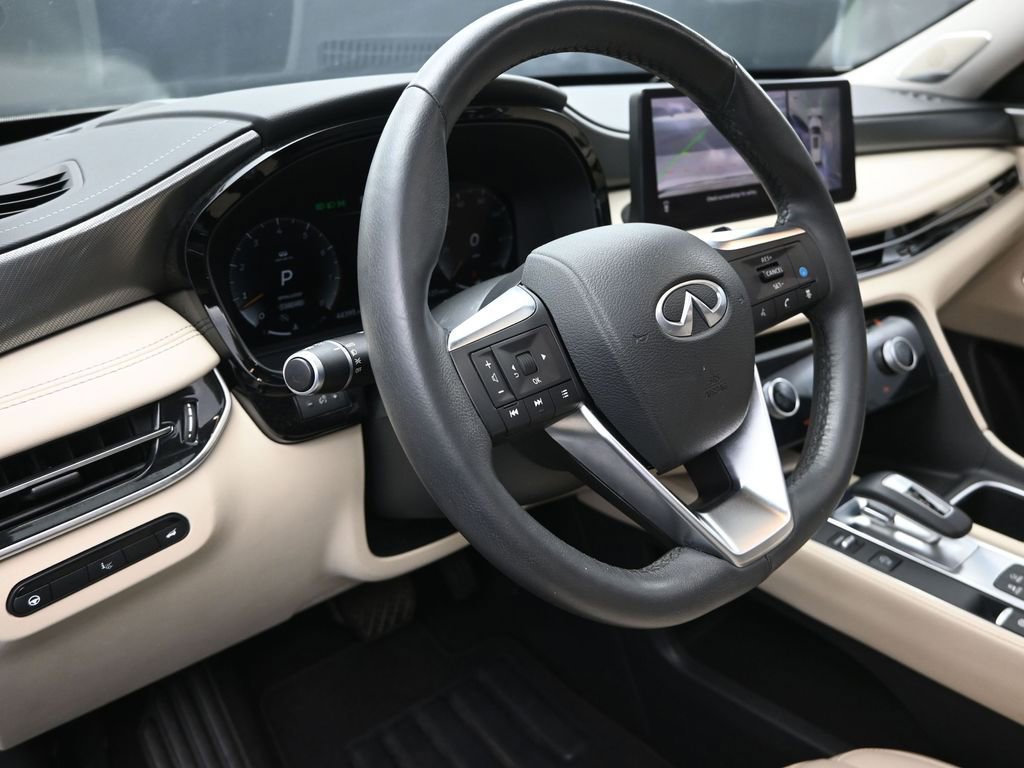 Certified 2023 INFINITI QX60 Luxe w/ Vision Package FWD image 12
