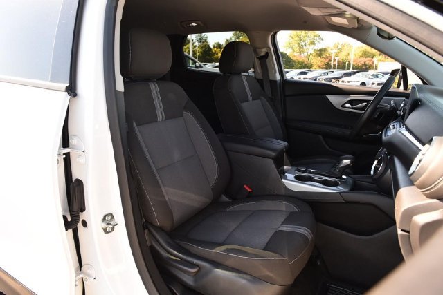 Used 2025 Chevrolet Blazer LT AWD/4WD image 18