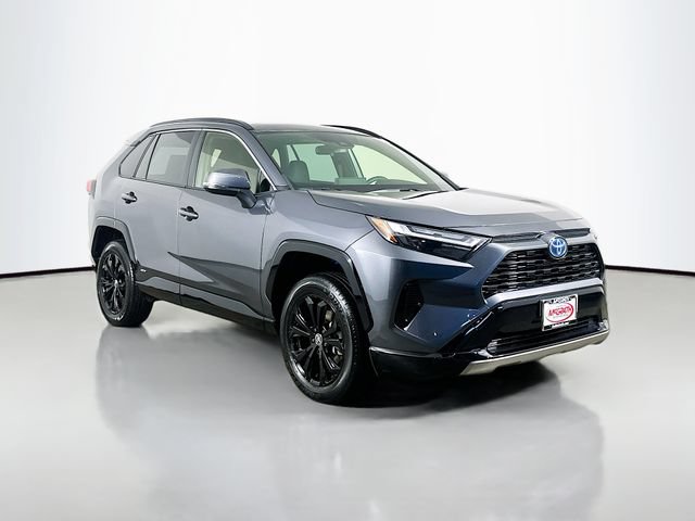 Used 2024 Toyota RAV4 SE AWD/4WD image 16