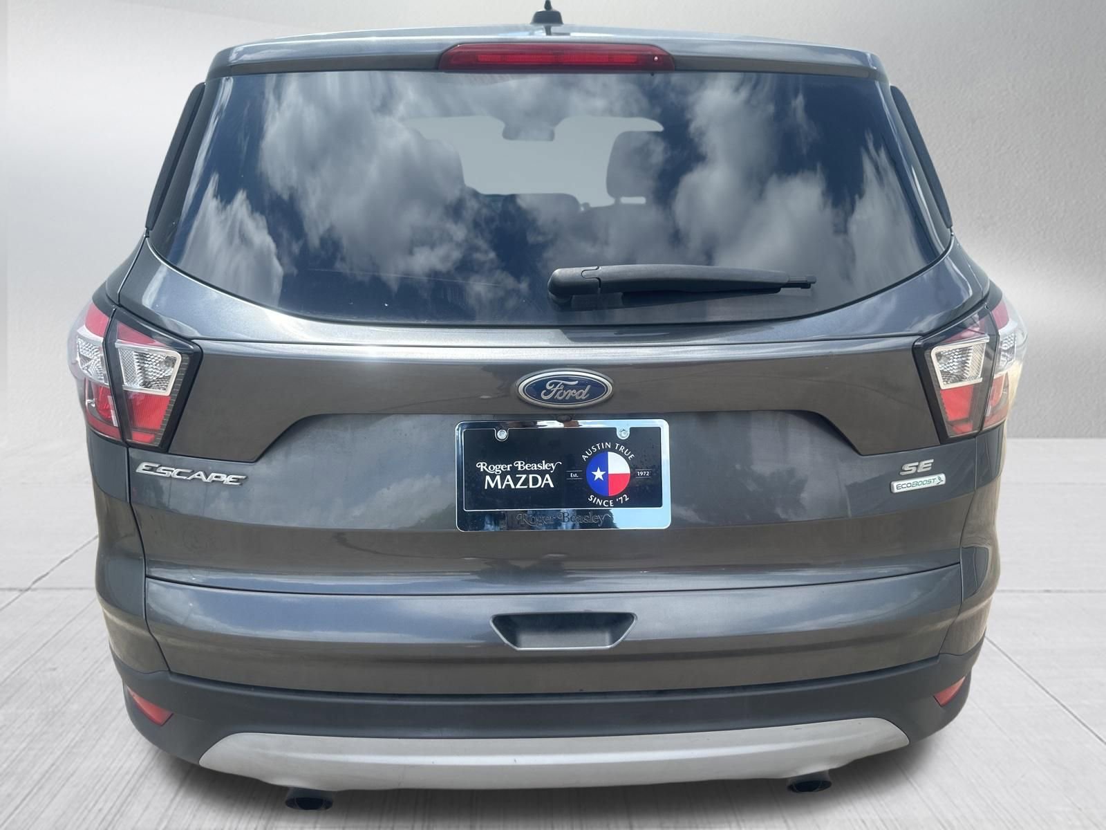 Used 2017 Ford Escape SE FWD image 7