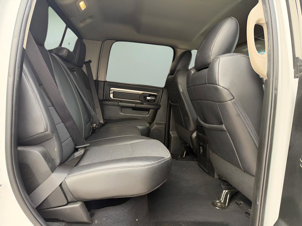 Used 2018 RAM 3500 Big Horn w/ Sport Appearance Group image 15