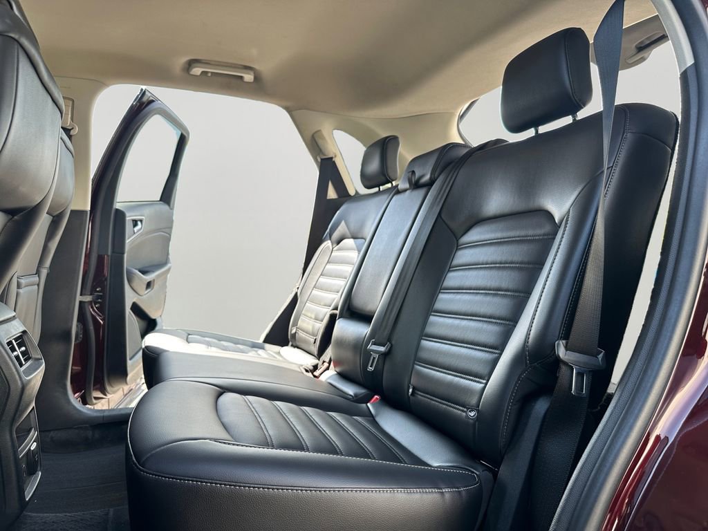 Used 2024 Ford Edge SEL w/ Convenience Package AWD/4WD image 24