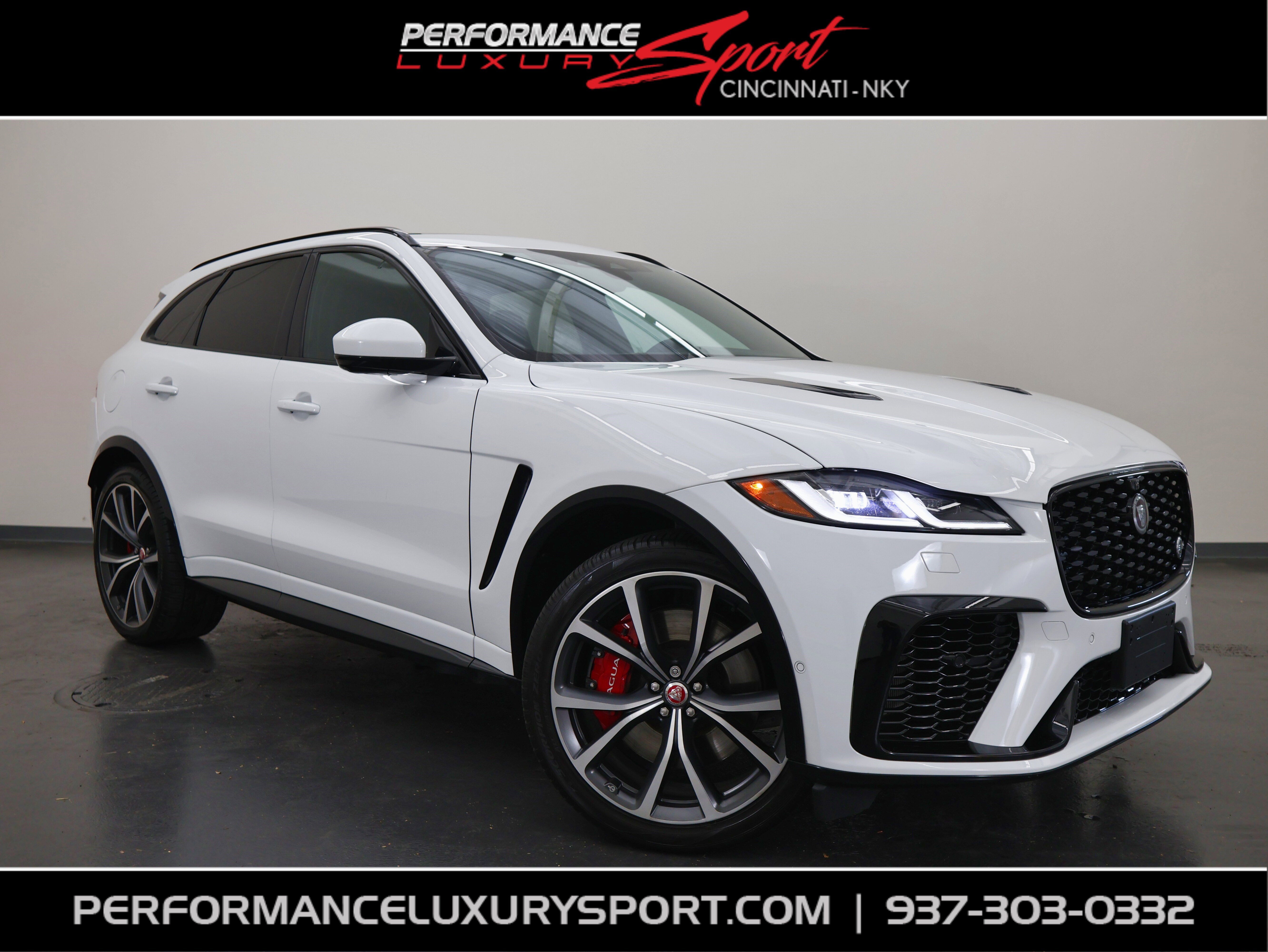 Used 2023 Jaguar F-PACE SVR image 1