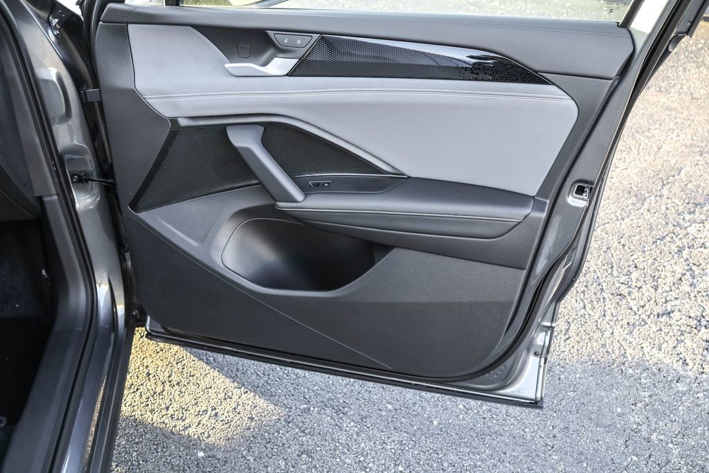 New 2026 Volkswagen Tiguan SE image 42