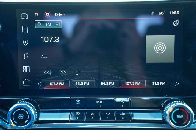 Used 2024 GMC Canyon Elevation image 34