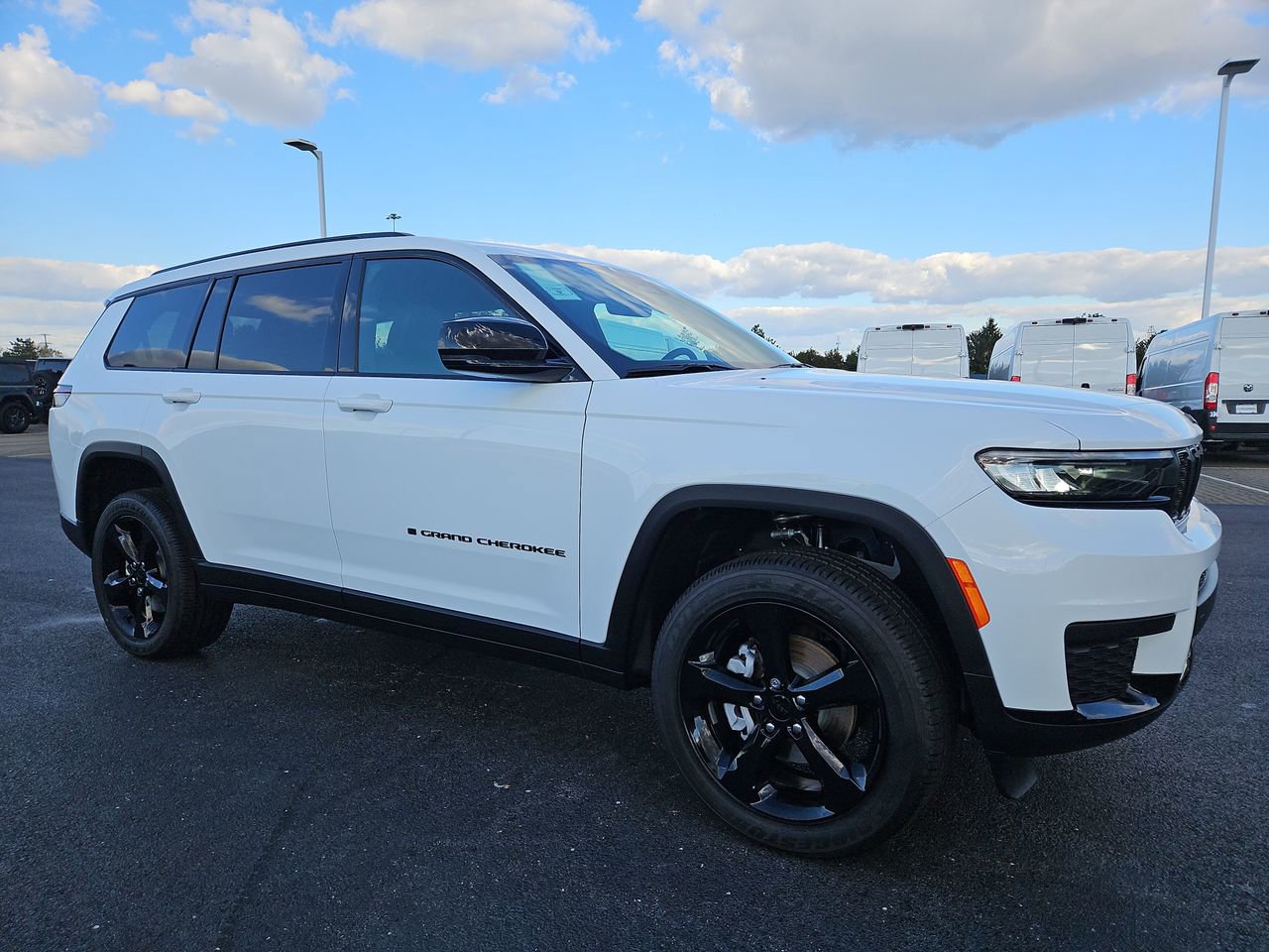 New 2025 Jeep Grand Cherokee L Altitude