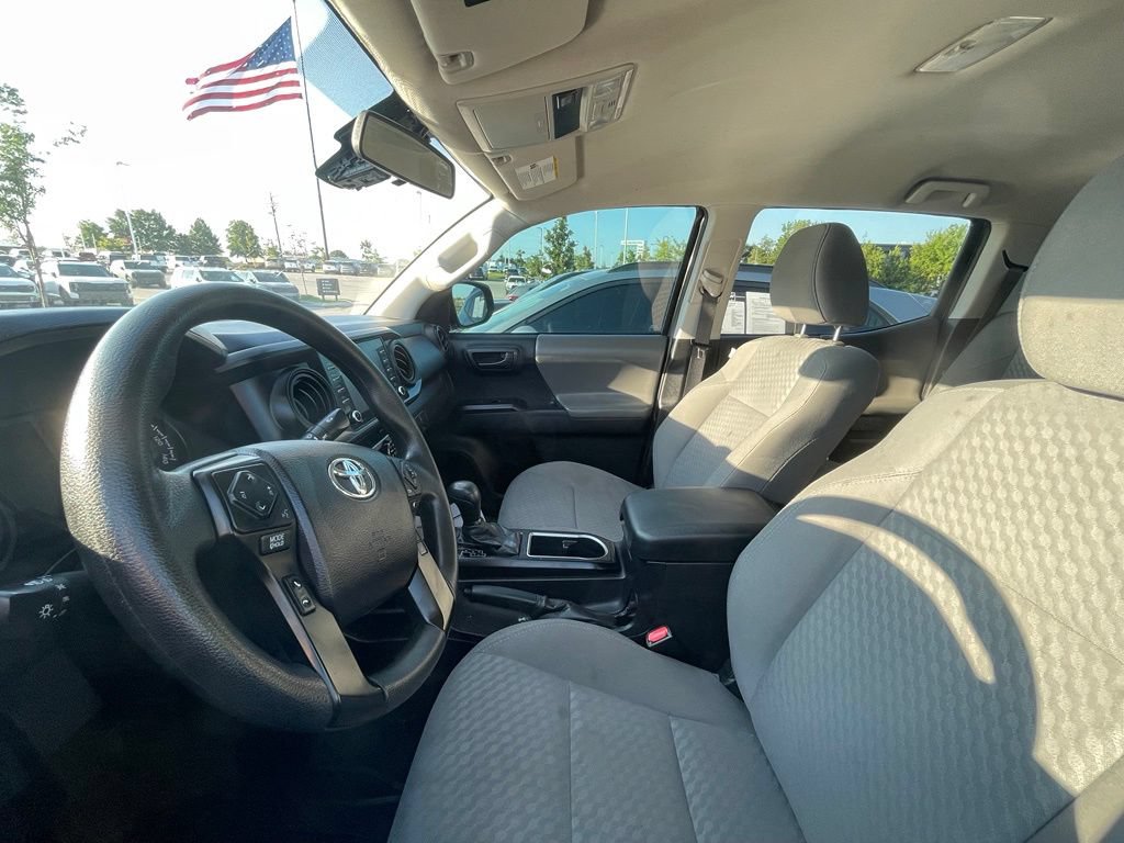 Used 2021 Toyota Tacoma SR w/ SR Convenience Package RWD image 6