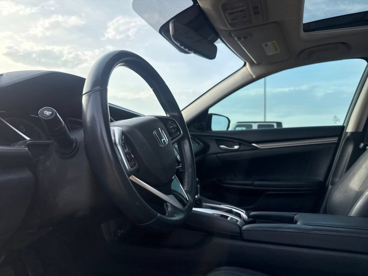 Used 2020 Honda Civic EX-L image 35