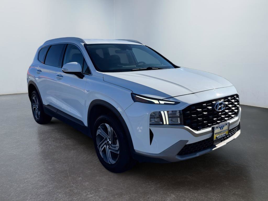 Used 2023 Hyundai Santa Fe SEL image 3