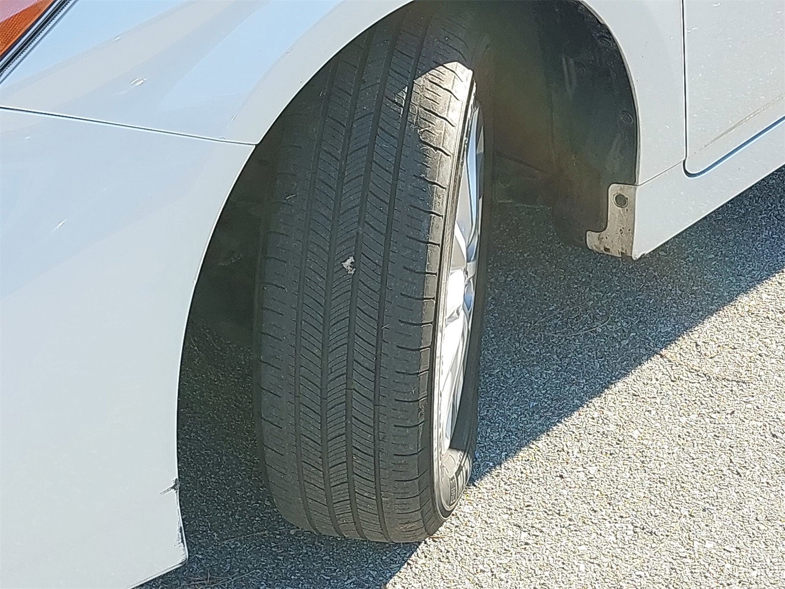 Used 2015 Toyota Prius Prime Advanced image 32