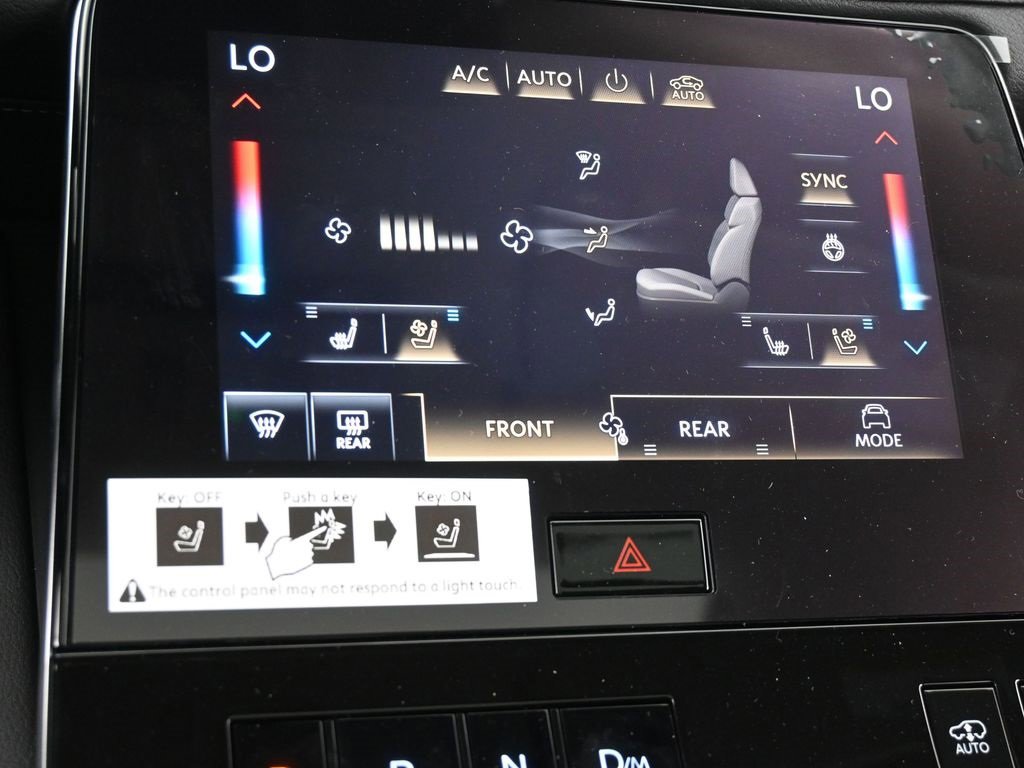 New 2026 INFINITI QX80 Luxe image 12