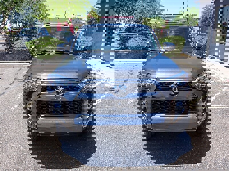 Used 2018 Toyota 4Runner SR5 Premium image 7