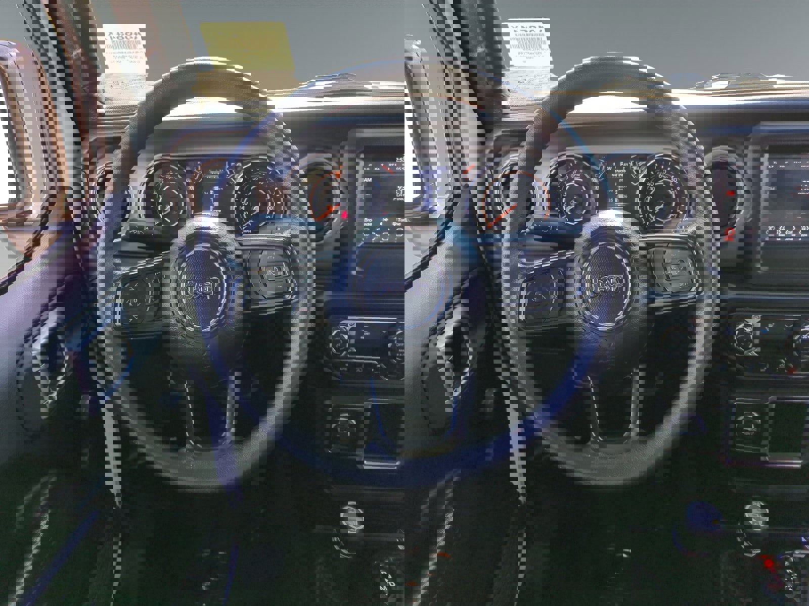 Used 2023 Jeep Gladiator Sport image 12