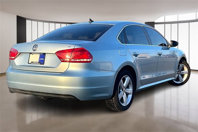 Used 2012 Volkswagen Passat 2.5 SE image 6