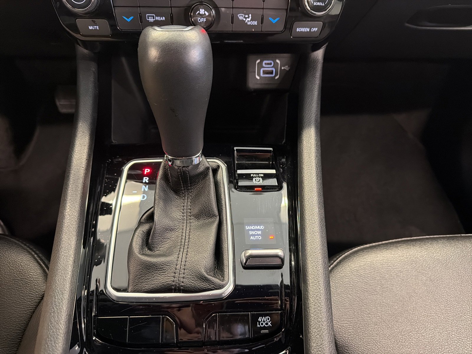 Used 2024 Jeep Compass Limited image 24