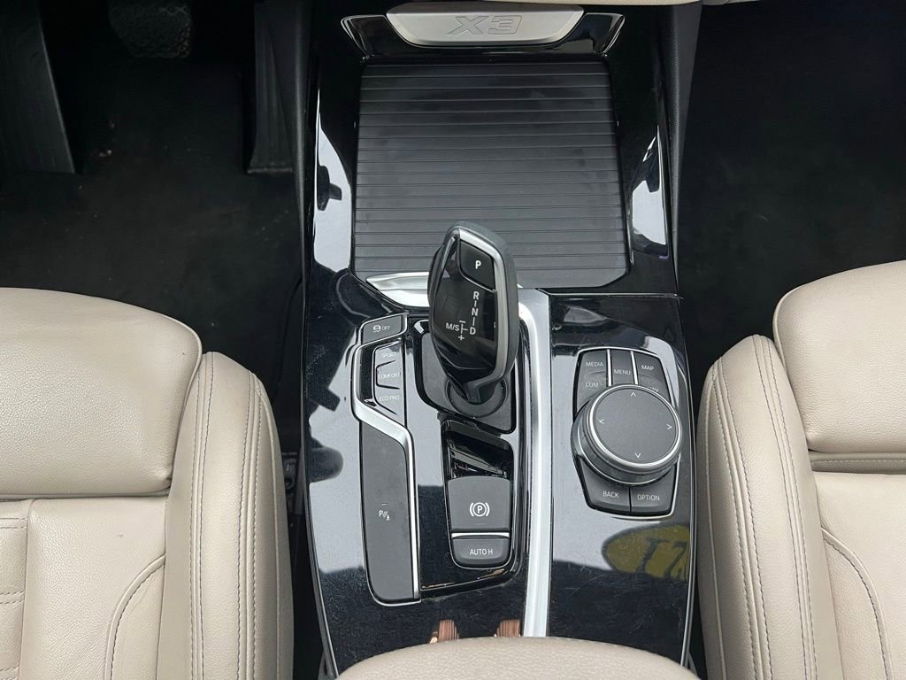 Used 2021 BMW X3 sDrive30i w/ Premium Package image 11