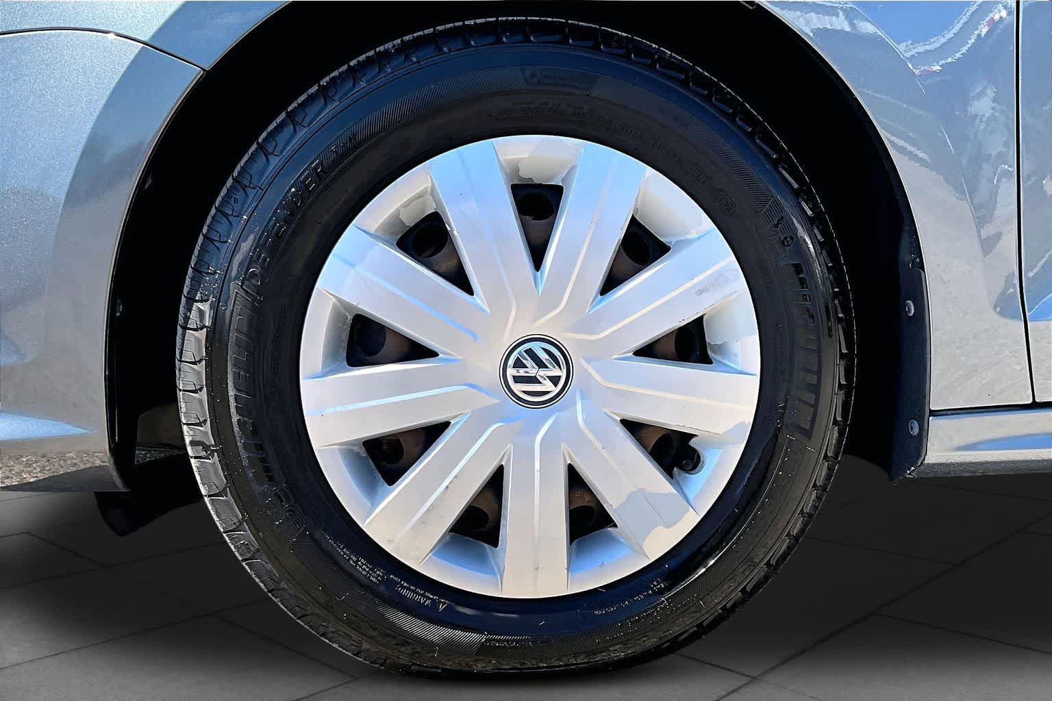 Used 2016 Volkswagen Jetta S FWD image 12