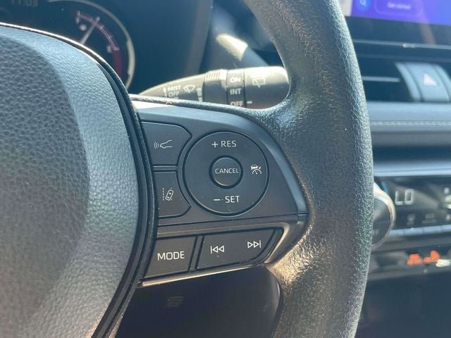 Certified 2025 Toyota RAV4 XLE AWD/4WD image 25
