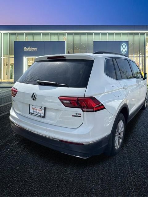 Used 2018 Volkswagen Tiguan SE AWD/4WD image 8