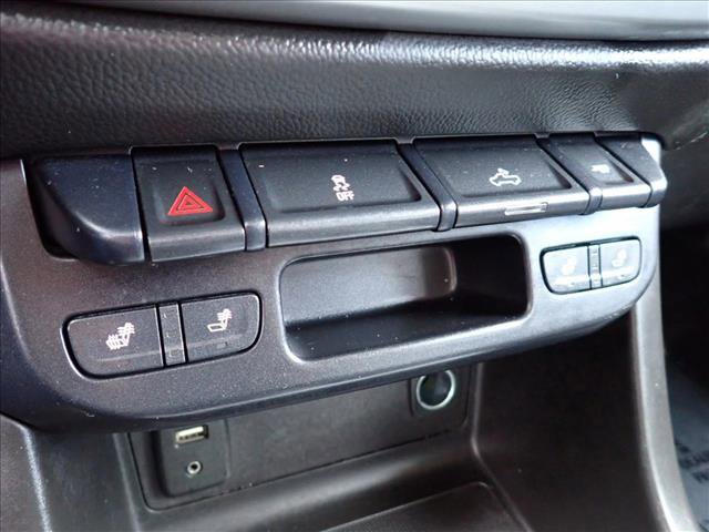 Used 2015 Chevrolet Colorado LT w/ Luxury Package image 19