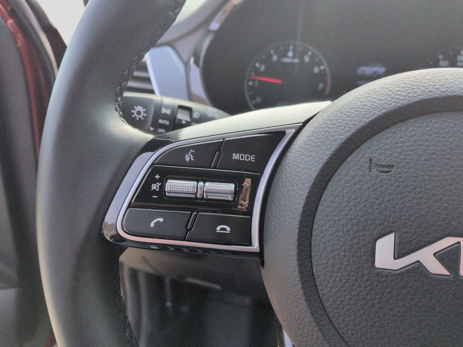 Used 2023 Kia Seltos S image 26