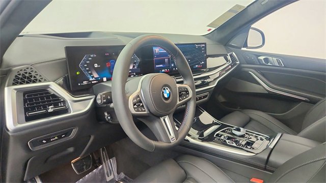 Used 2026 BMW X7 M60i image 19
