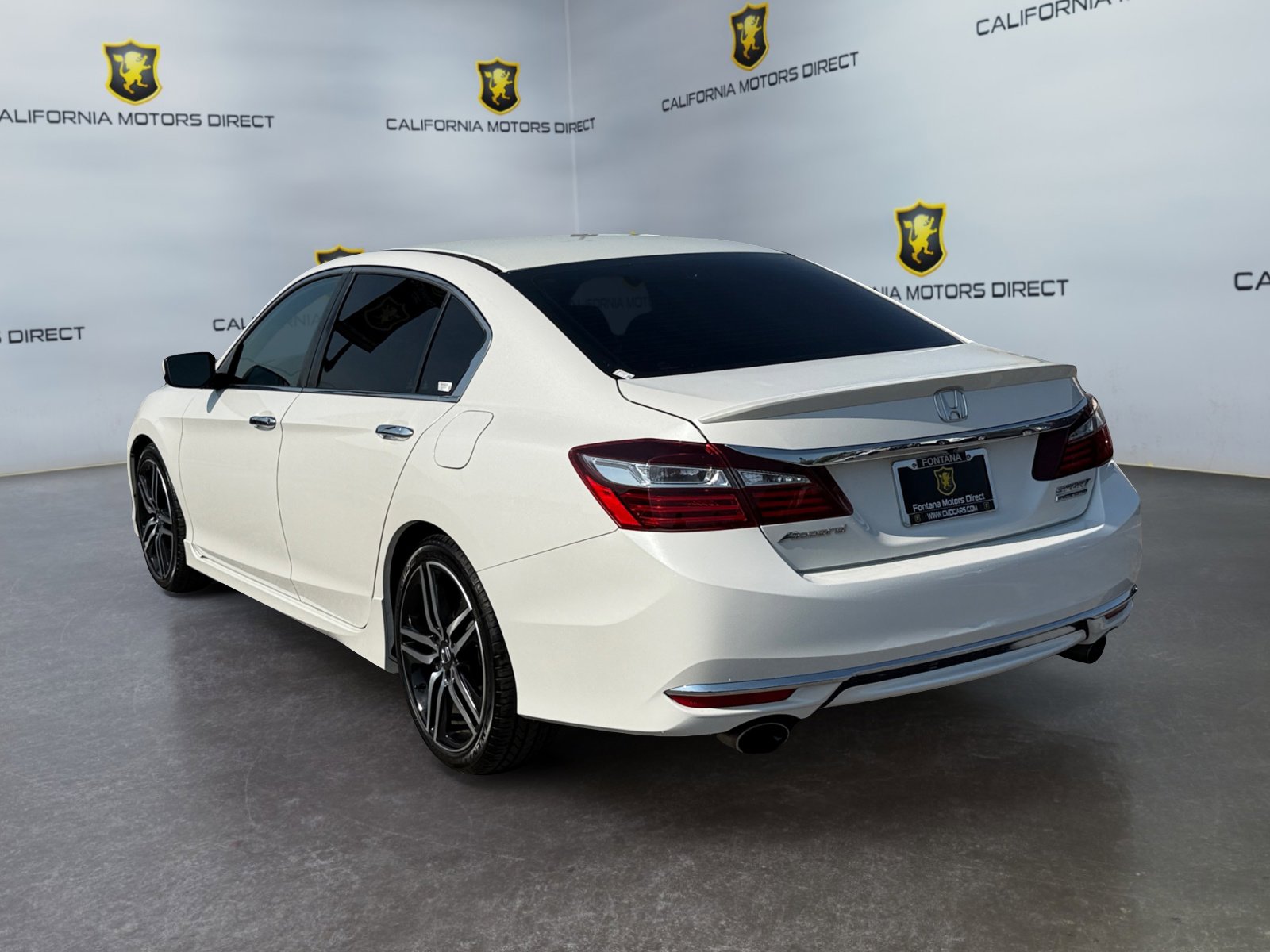 Used 2017 Honda Accord Sport Special Edition image 3