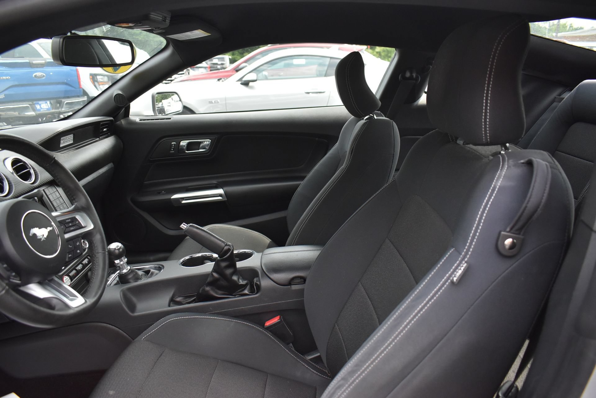 Used 2015 Ford Mustang Coupe RWD image 12