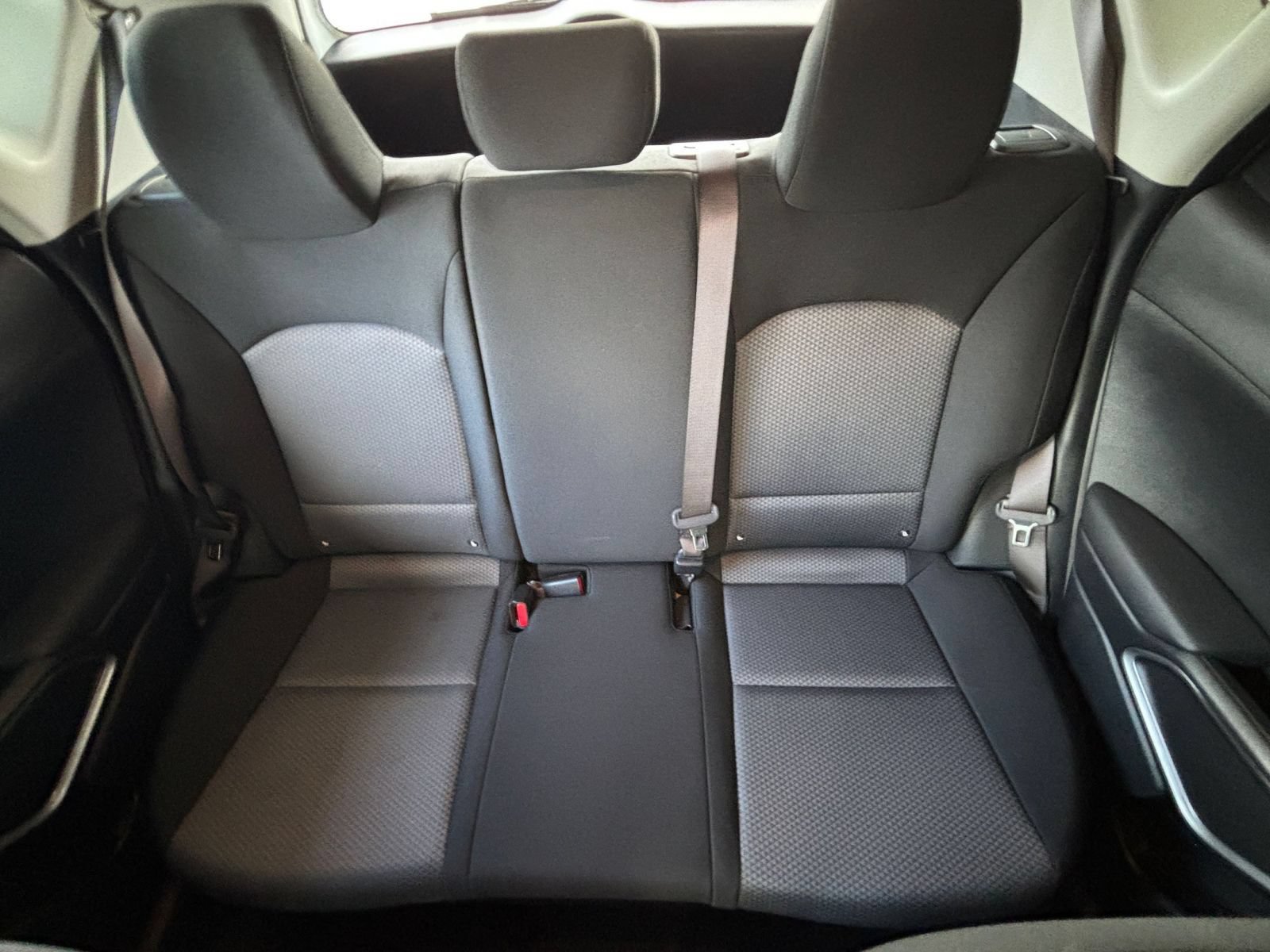 Used 2025 Kia Soul LX w/ LX Technology Package FWD image 38