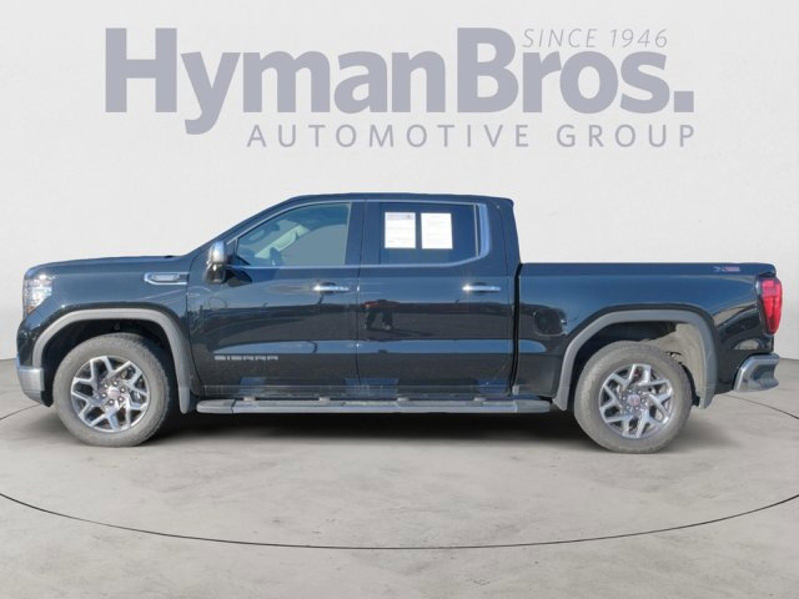 Used 2023 GMC Sierra 1500 SLT w/ SLT Premium Plus Package image 7