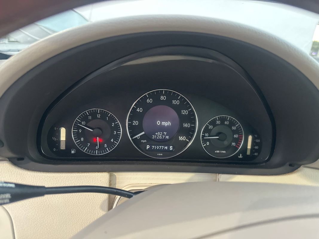 Used 2004 Mercedes-Benz CLK 320 image 20