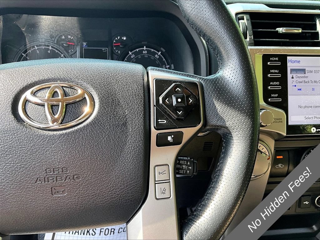Used 2022 Toyota 4Runner SR5 AWD/4WD image 17